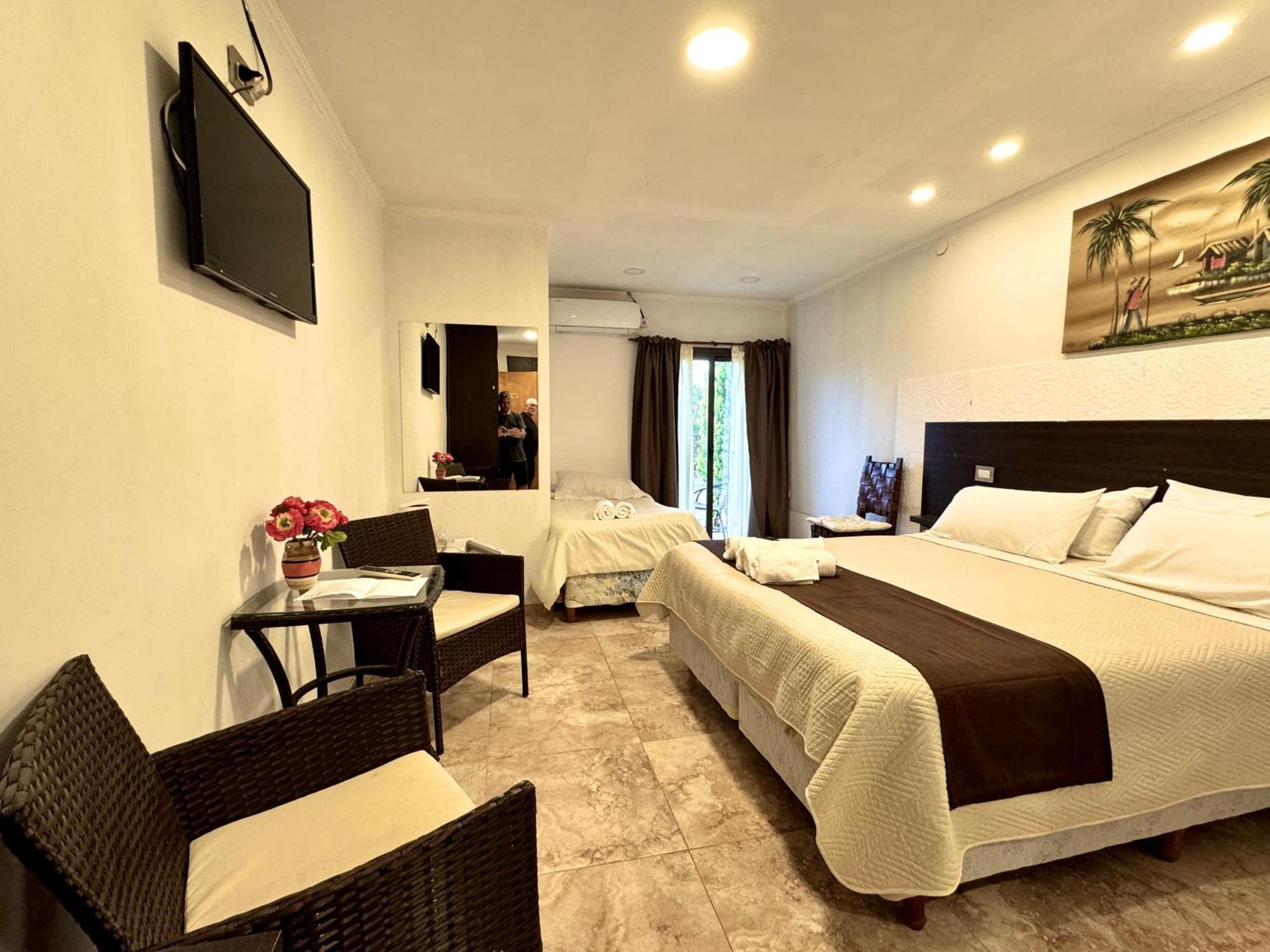 Vivaldi Suites Villa Carlos Paz Dış mekan fotoğraf